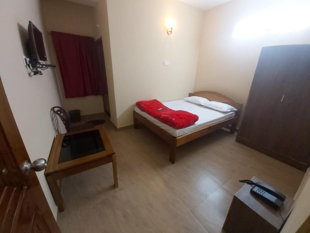 Baba Guest House 西隆 外观 照片