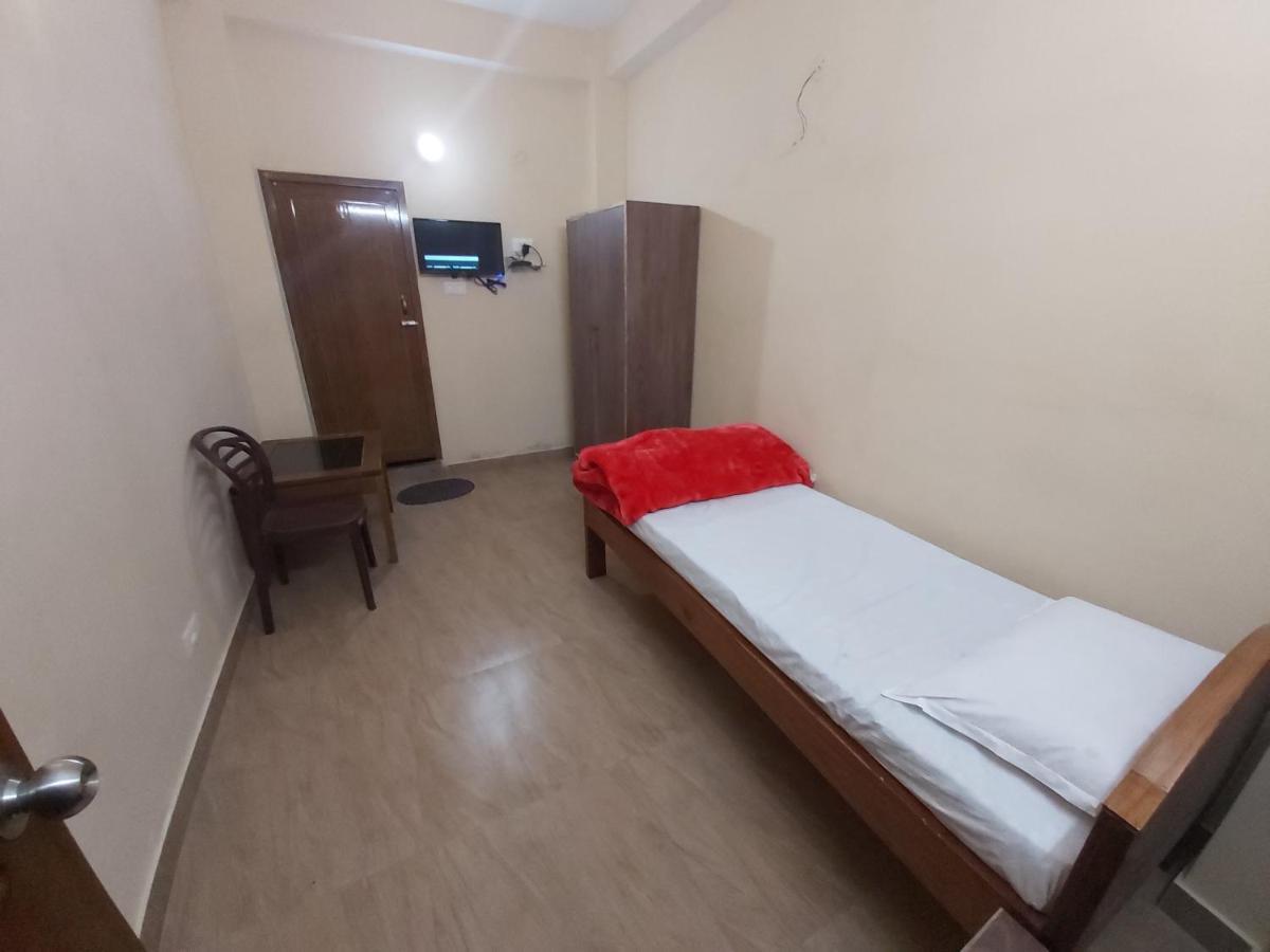 Baba Guest House 西隆 外观 照片